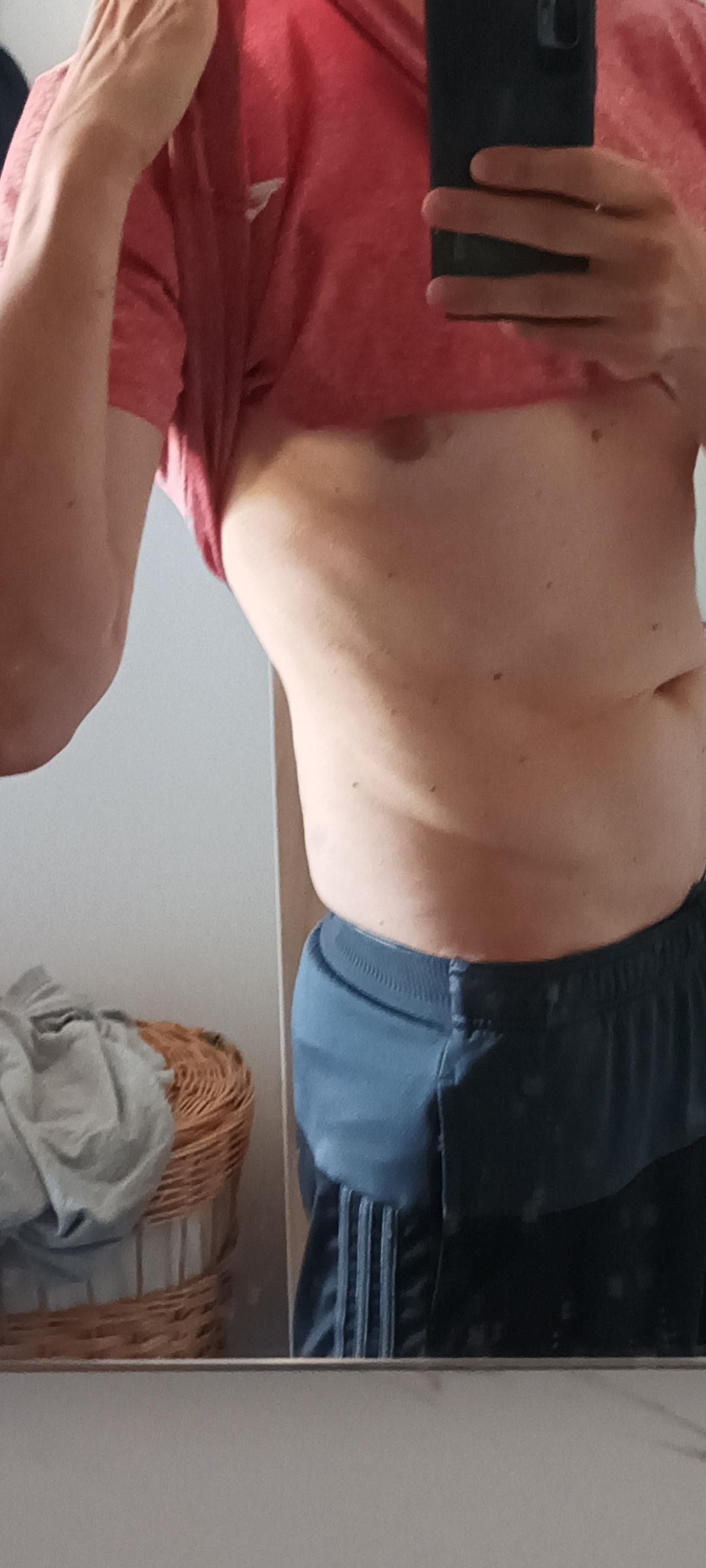 Profil de Mimoun, 41 ans, Garage gay à Varen