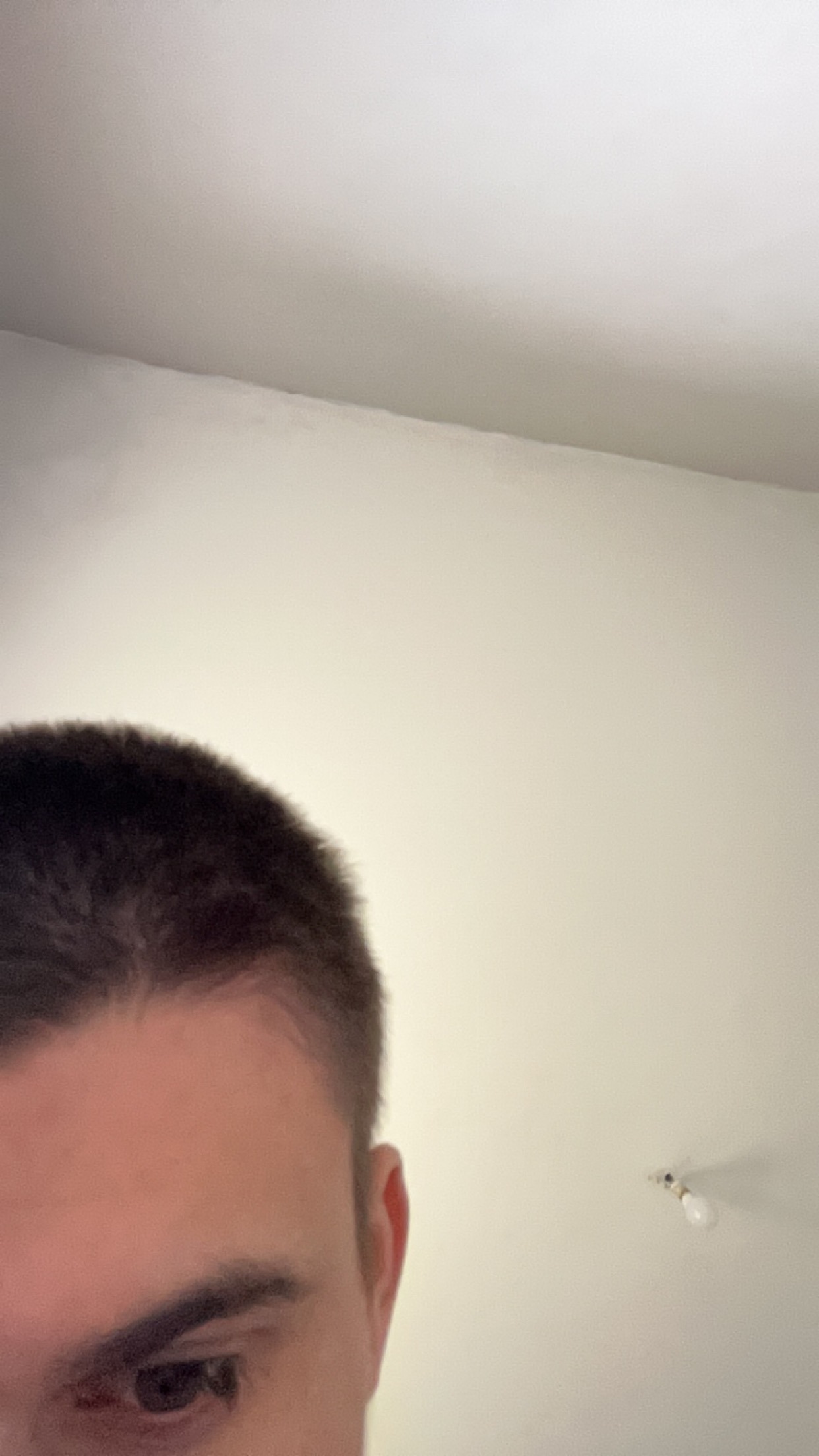 Profil de Djigui, 21 ans, Garage gay à Vernate