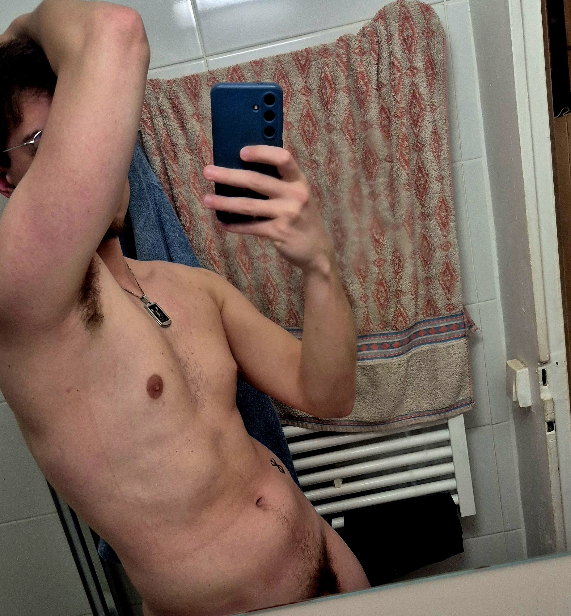 Profil de Jean-raymond, 25 ans, Garage gay à Bex