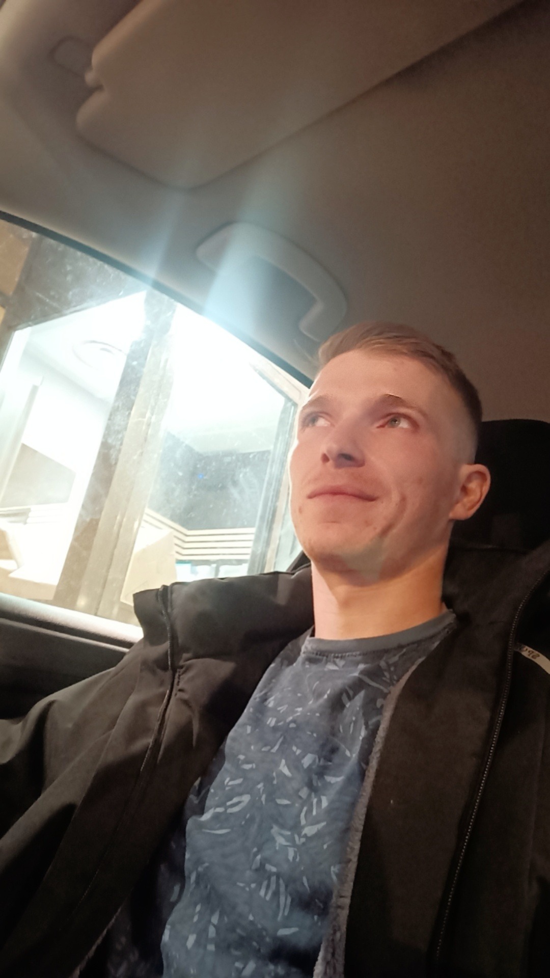 Profil de Naoki, 30 ans, Garage gay à Conthey